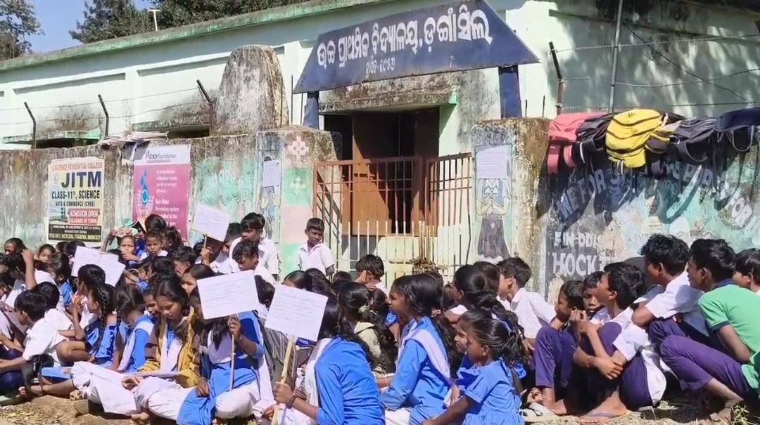 WhatsApp Image 2025-12-12 at 9.00.48 PM